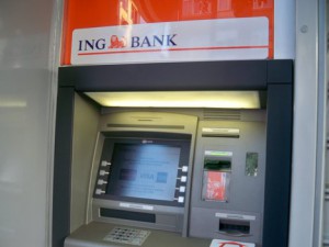 Um ATM em Inglaterra